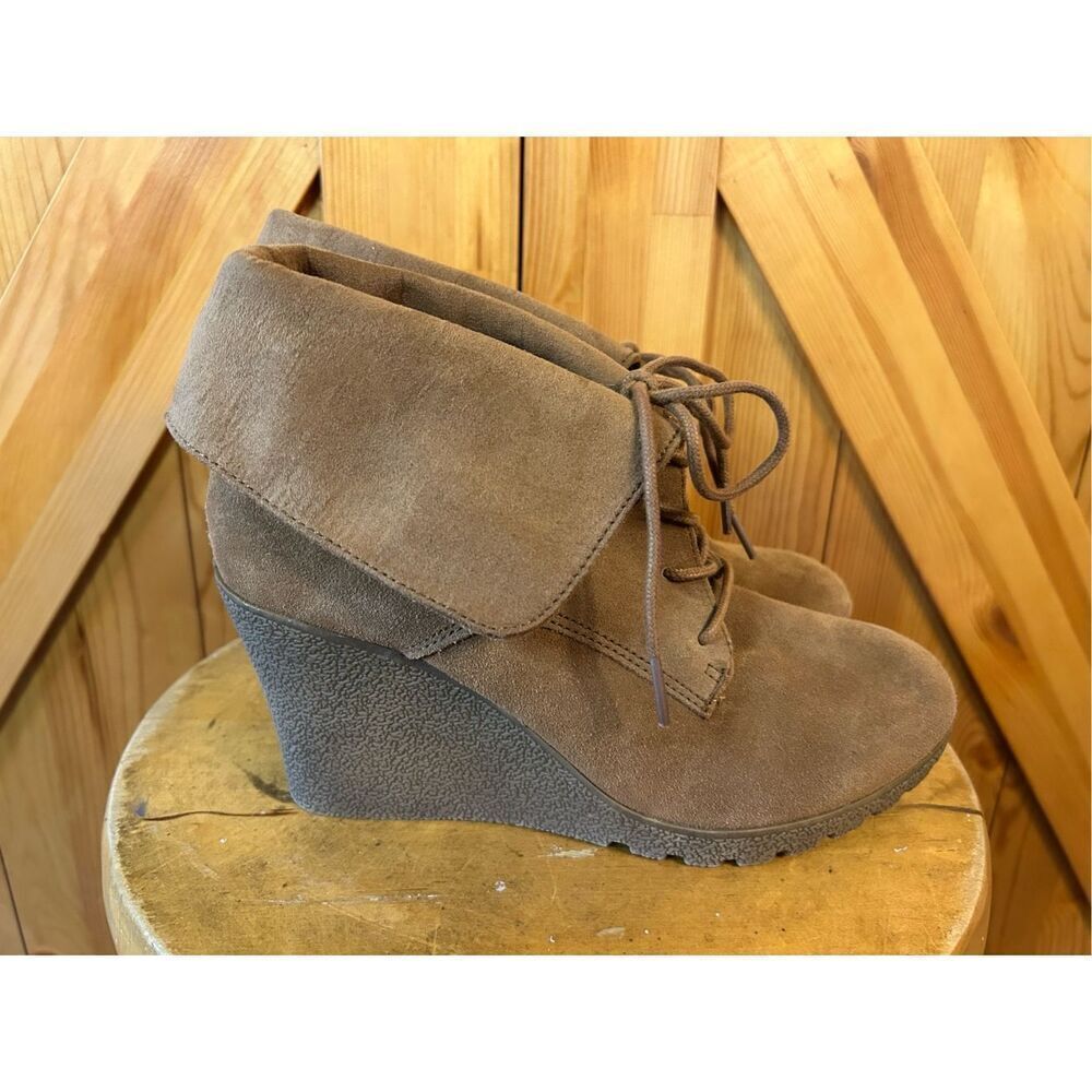 Mia Camel Tan Suede Leather Lace-Up 3.5” Wedge Ankle Boots Womens Size 9.5 Acade